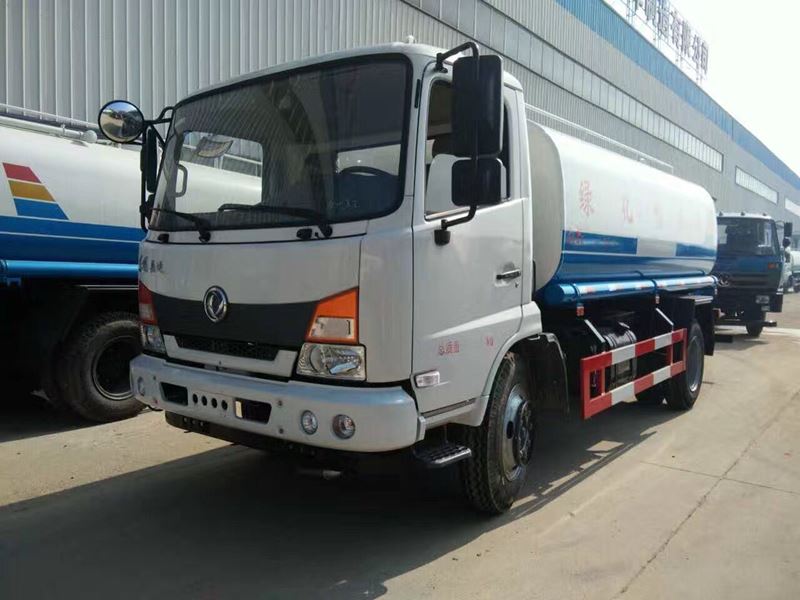 10����ˮ܇�D(zhu��n)׌_���֞�ˮ܇�����Ј�(ch��ng)_10����10�����|�L(f��ng)���\(y��n)�G����ˮ܇�r(ji��)��2