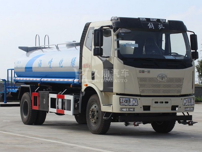 10�����J6L�G����ˮ܇�DƬ