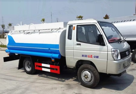 С�͞�ˮ܇ҕ�l_3���r�L(f��ng)�L(f��ng)��С�͞�ˮ܇2