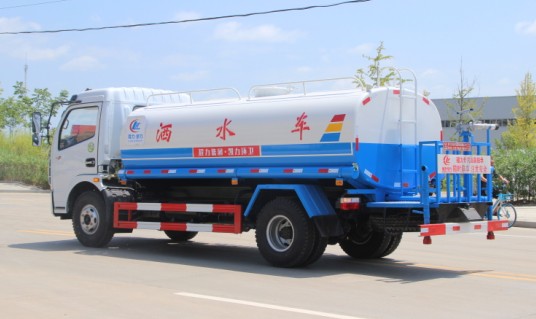 �|�L(f��ng)��������ˮ܇(ch��)�DƬ