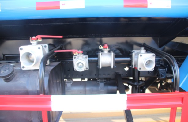 �|�L����������ˮ܇����DƬ