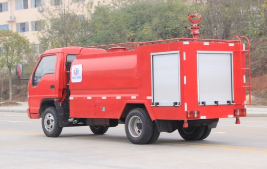 ����С��֮��2����܇����DƬ