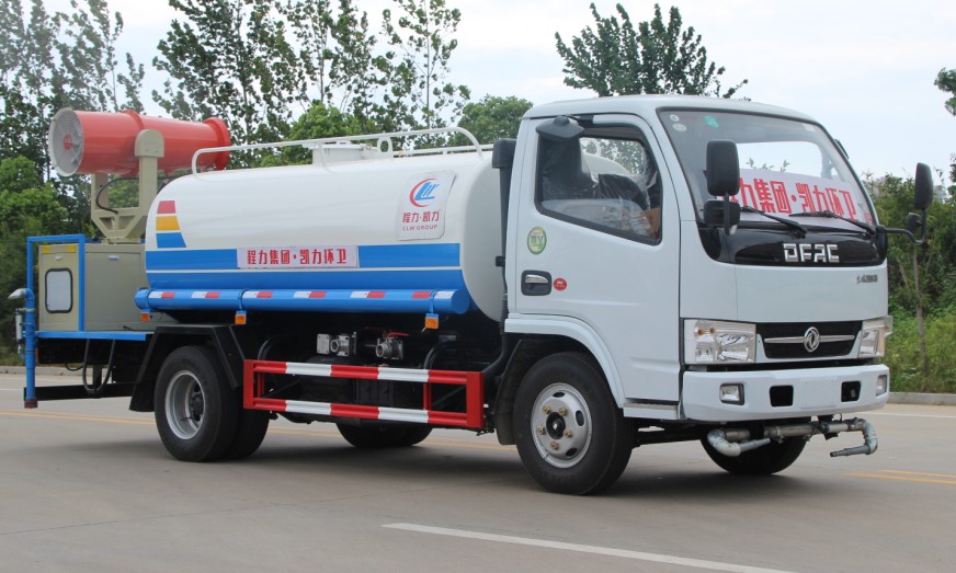 5方東風(fēng)多利卡霧炮車(朝柴發(fā)動機(jī))高清圖片 5方東風(fēng)多利卡霧炮車(朝柴發(fā)動機(jī))高清圖片