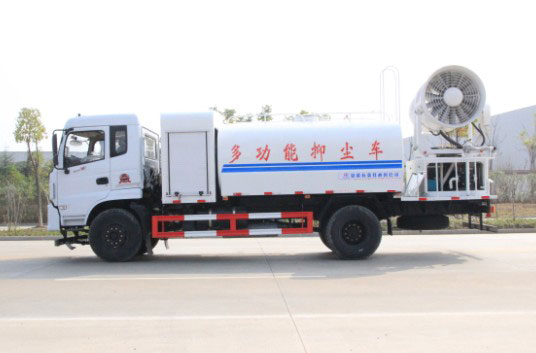 東風御虎抑塵車高清圖片 東風御虎抑塵車高清圖片