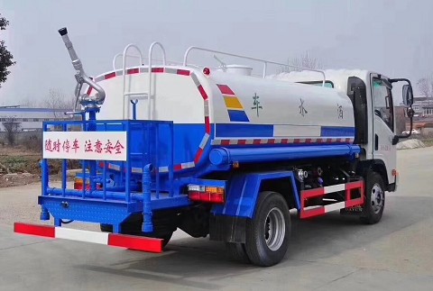 大運5方小黃牌灑水車圖片 大運5方小黃牌灑水車圖片