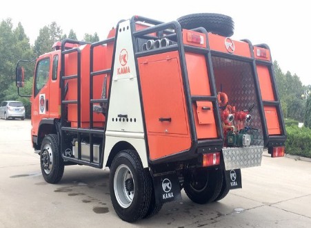 國六凱馬四驅(qū)森林消防車圖片 國六凱馬四驅(qū)森林消防車圖片