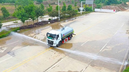 ����12���|�L�A��KL5��ˮ܇�DƬ