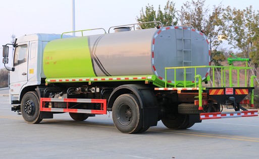 12����ˮ܇�����b���ه�ˮ_����12���|�L(f��ng)���õױPD3L�G����ˮ܇�S�҃r(ji��)��