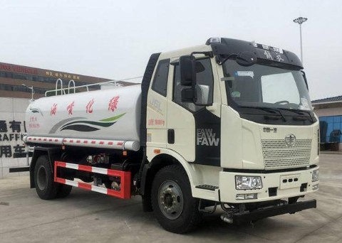 ������\��ˮ܇�DƬ