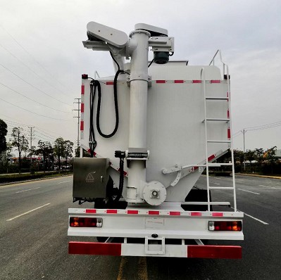 �����|�L(f��ng)����ǰ�ĺ�����܇