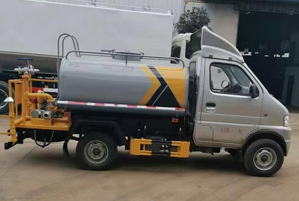 �����|�L(f��ng)С����3���{�ƞ�ˮ܇