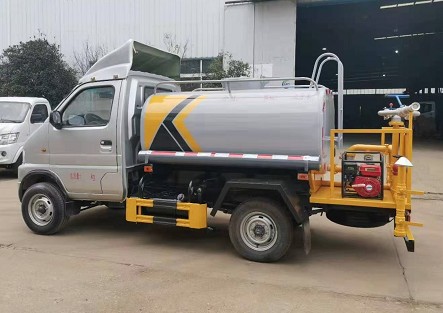 國六東風(fēng)小霸王3方藍牌灑水車 國六東風(fēng)小霸王3方藍牌灑水車