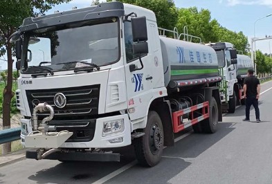 �����|�L�A��12����ˮ܇�DƬ