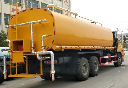 40���칤�V�Þ�ˮ܇�DƬ