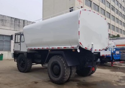 20方非公路礦用灑水車圖片 20方非公路礦用灑水車圖片