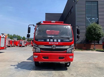 國(guó)六東風(fēng)凱普特8方消防灑水車圖片 國(guó)六東風(fēng)凱普特8方消防灑水車圖片