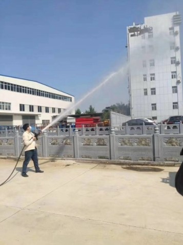 �����Ƈ�(gu��)���{(l��n)�Ɩ|�L(f��ng)�߉���(x��)ˮ�F����܇(ch��)