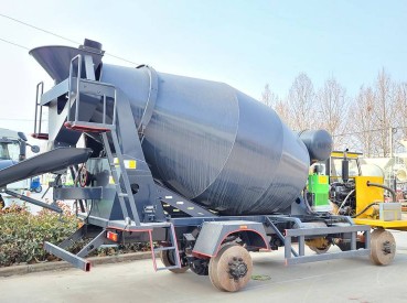 隧道涵洞鐵軌鐵路攪拌車圖片 隧道涵洞鐵軌鐵路攪拌車圖片