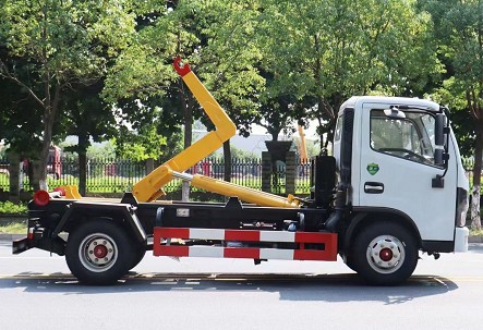 國六東風多利卡藍牌勾臂垃圾車圖片 國六東風多利卡藍牌勾臂垃圾車圖片