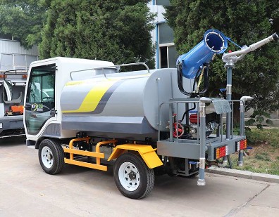 電動四輪灑水車 電動四輪灑水車