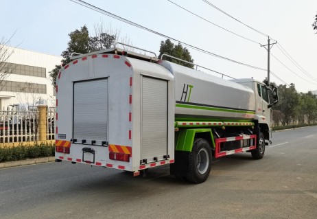 國(guó)六重汽13方消防灑水車 國(guó)六重汽13方消防灑水車